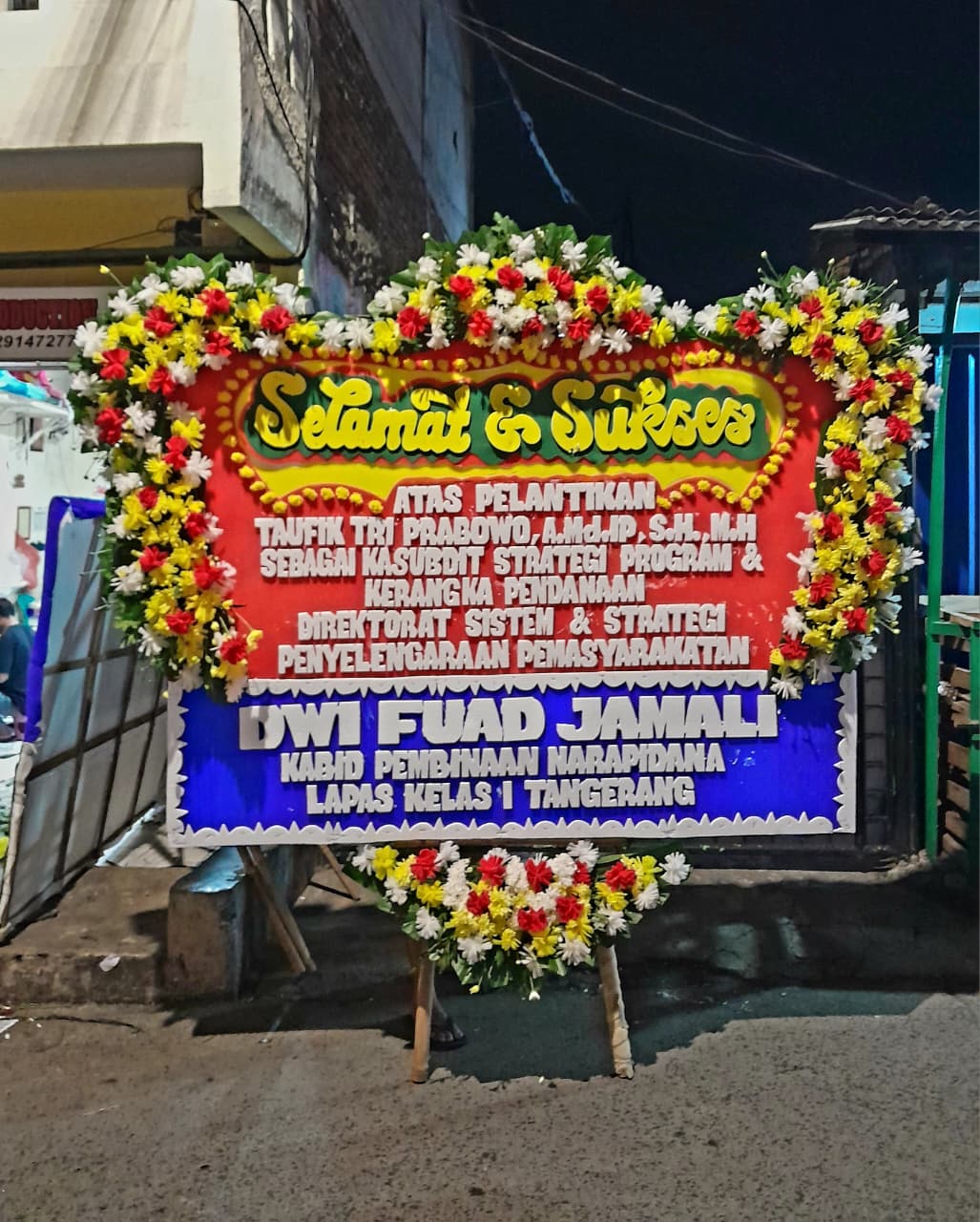 Selamat & Sukses Ukuran 2m x 1.5m Jambul 5 Tipe 1