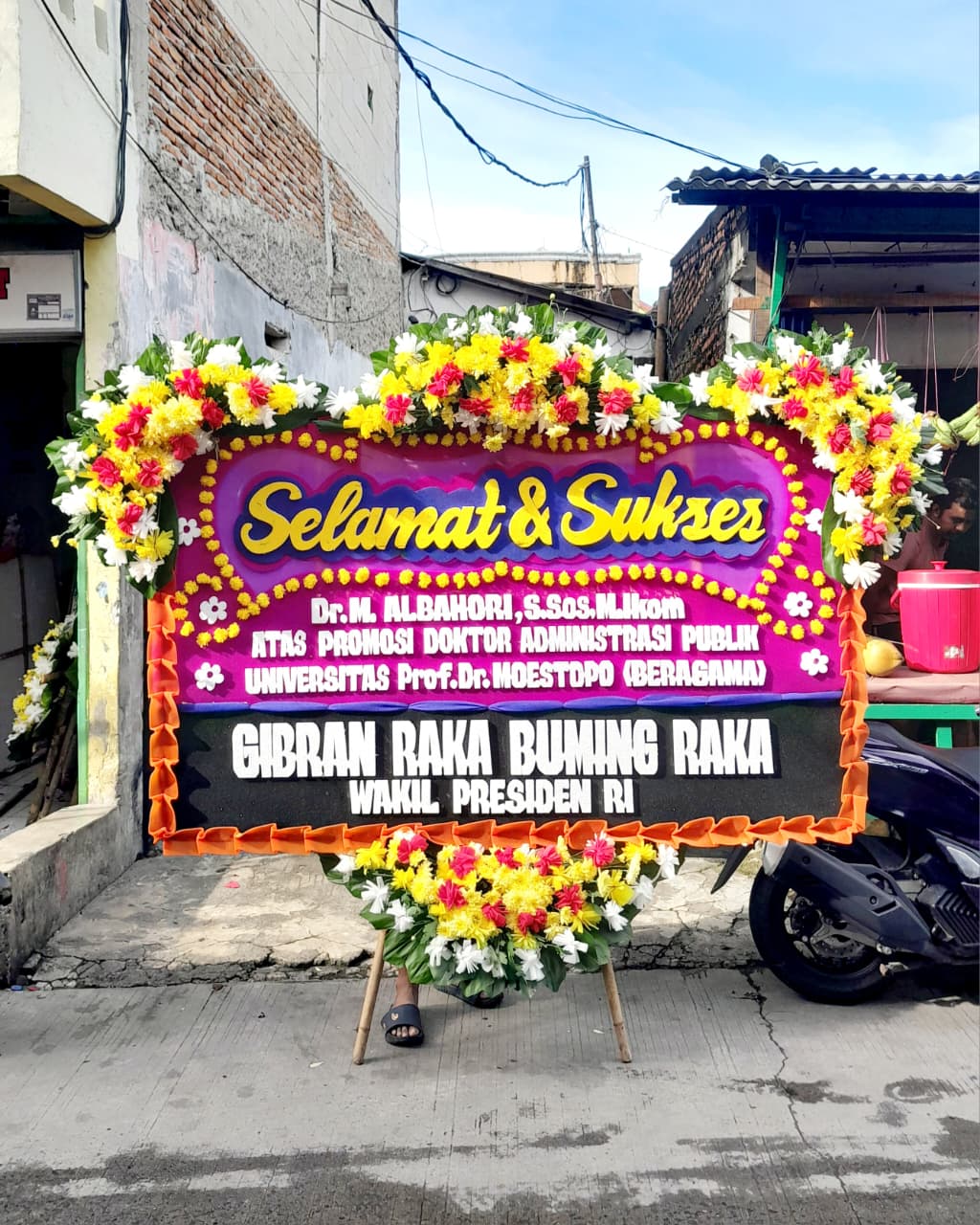 Selamat & Sukses Ukuran 2m x 1.25m Jambul 3 Tipe 3